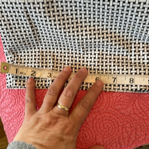 Women’s 22WP Talbots Black/White Basketweave Patterned Capris front pockets - Picture 10 of 10